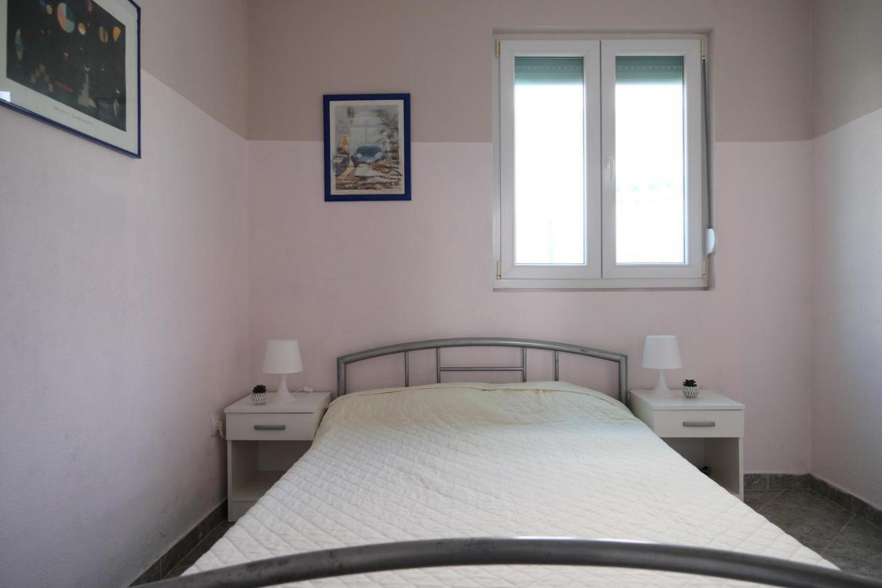 Apartments Jasmina Utjeha Ngoại thất bức ảnh